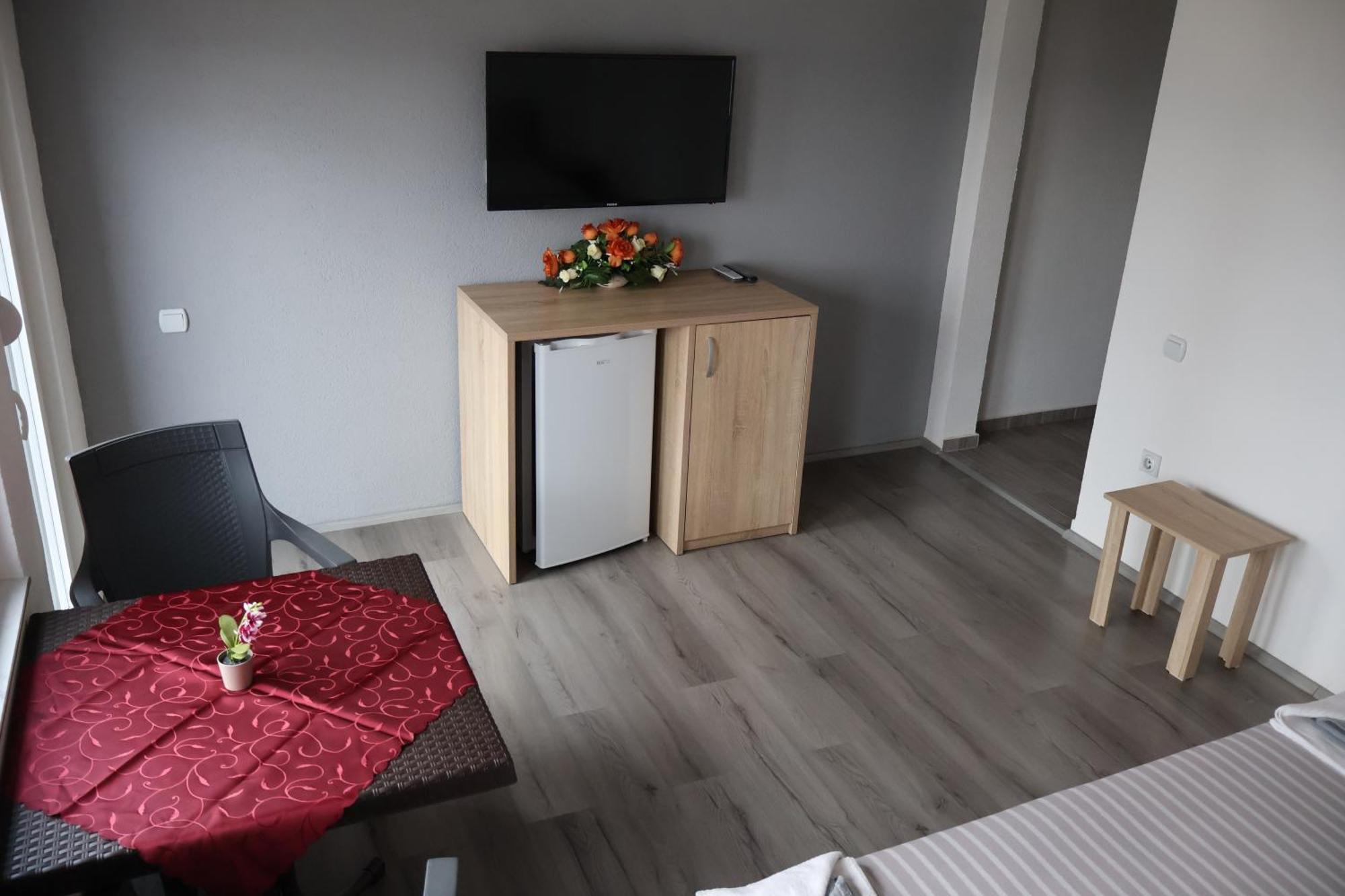 Ajkoski Apartments Peštani Exteriör bild