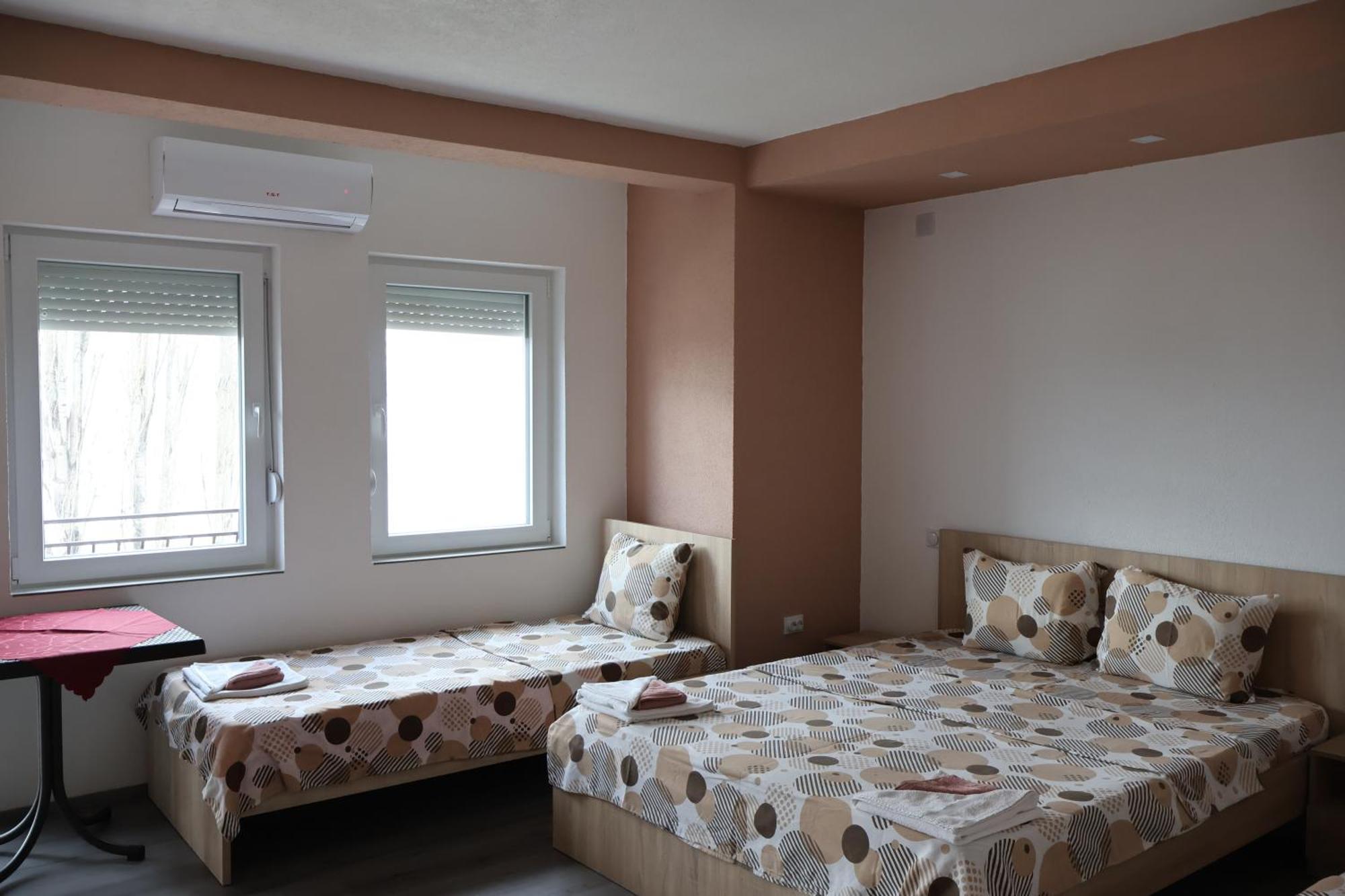 Ajkoski Apartments Peštani Exteriör bild